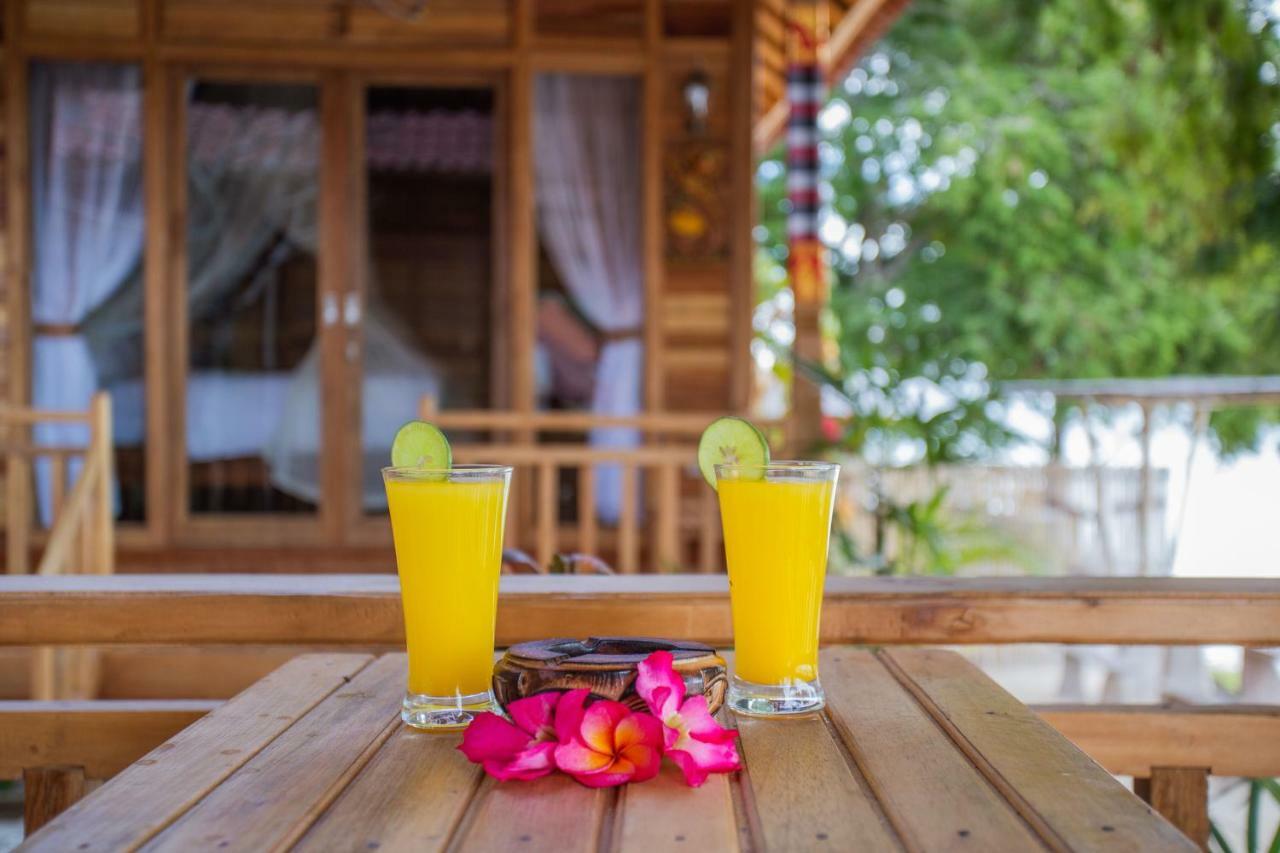 Wooden Beach Sunset Cottages Lembongan Buitenkant foto