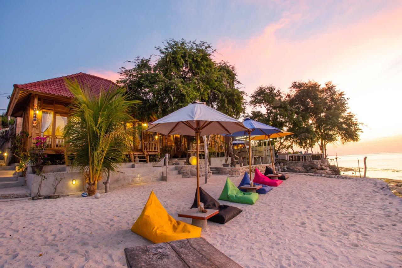 Wooden Beach Sunset Cottages Lembongan Buitenkant foto